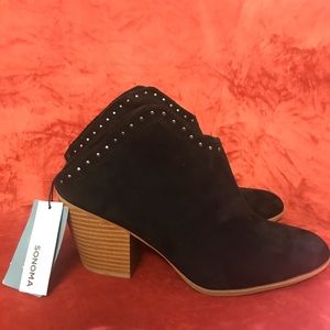 Black Mules